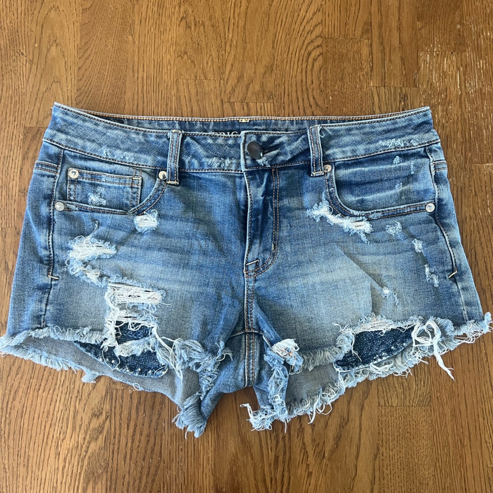 American Eagle shortie’s 10